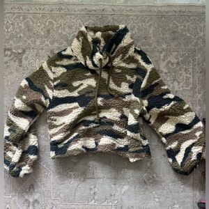 Wild fable cropped sweater